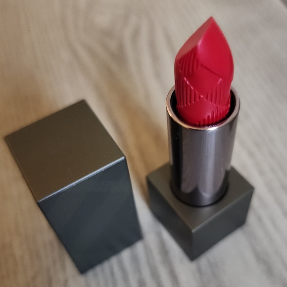 Burberry Lip Velvet Military Red 429 - Picture 4 of 8